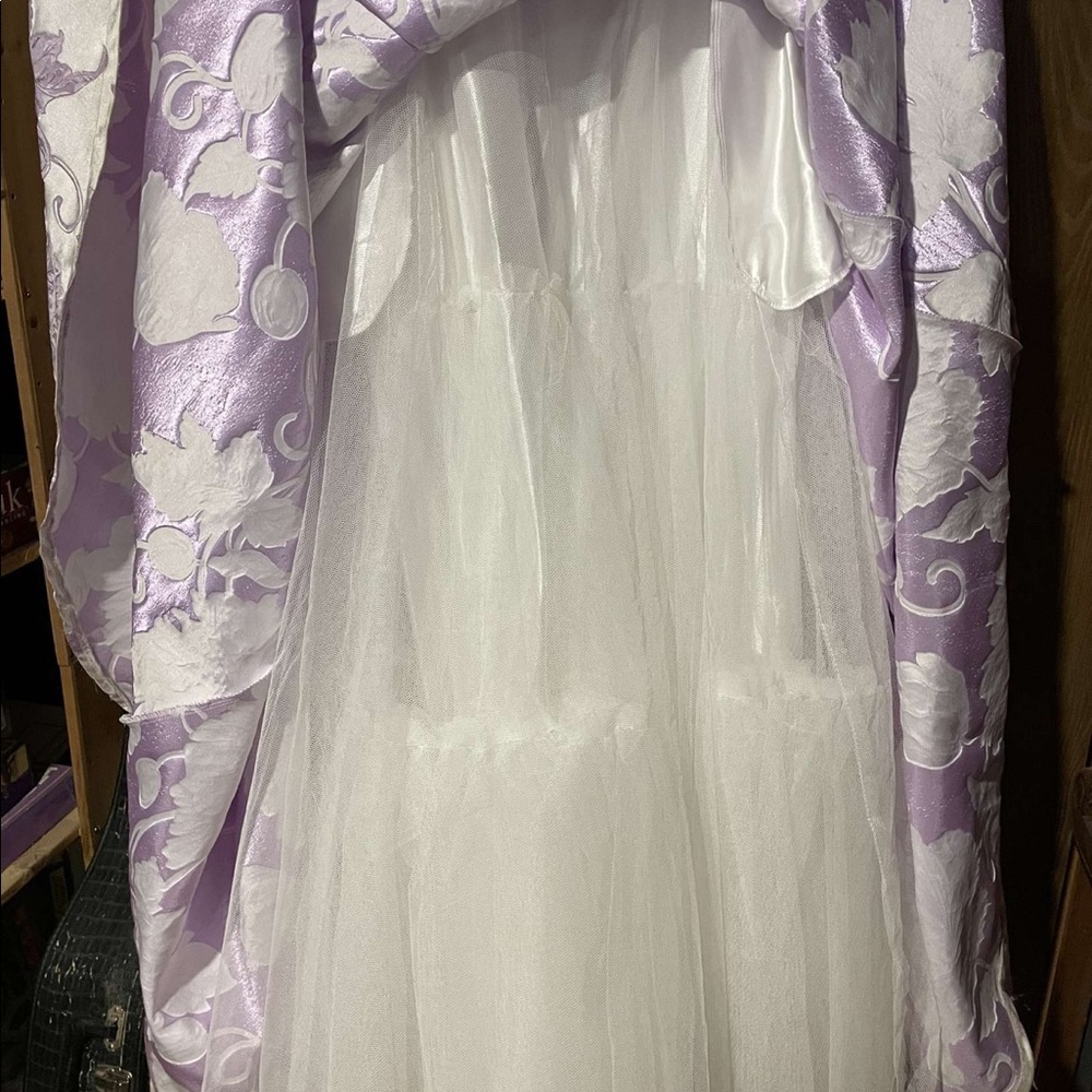 Selling my grad dress.
